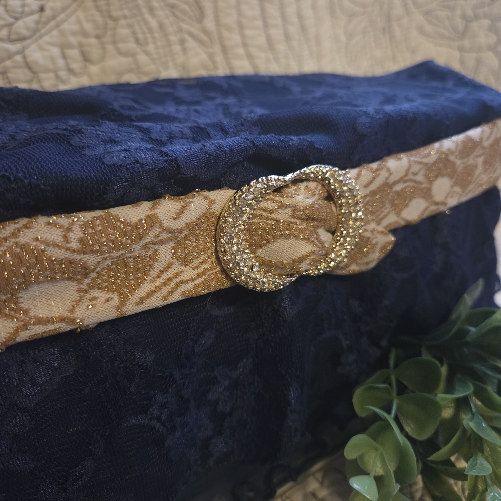 Vintage Gold Buckle Jacquard Belt – Champagne Metallic Dress Waist Belt
